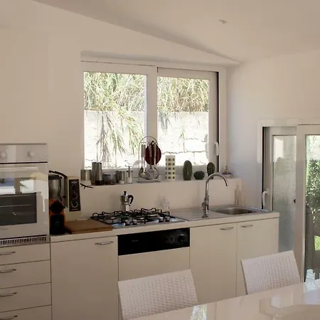 Mare Villa