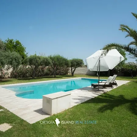 Mare Villa Fontane Bianche